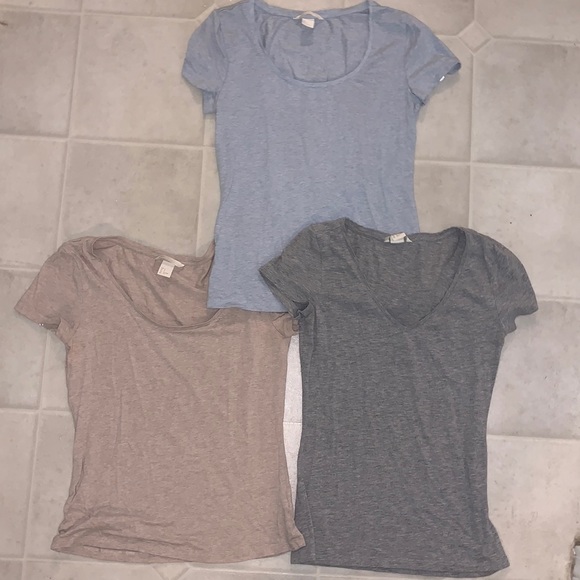 BUNDLE DEAL!! 3 H&M basic tee collection, Size small - Picture 1 of 7